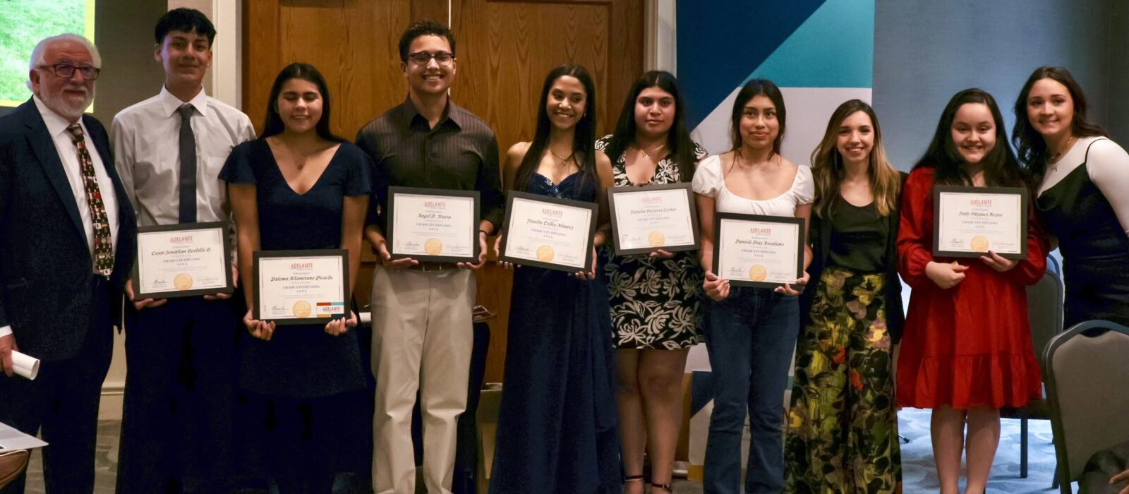 Adelante Hispanic Achievers Graduation PIctire